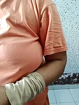 milf-kaira online show from 01/08/25, 03:19