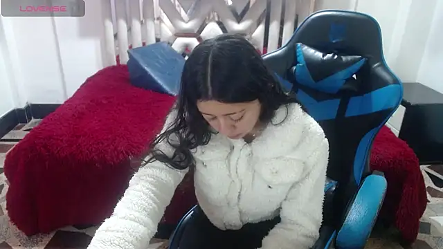 zoe connor19 online show from 11/25/25, 07:58