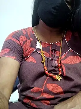 Snapshot of Tamilrojanew chatting on 04/07/26, 10:26 Tamilrojanew online show from 04/07/26, 10:26