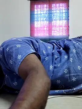 Snapshot of Tamilrojanew chatting on 04/18/26, 11:25 Tamilrojanew online show from 04/18/26, 11:25