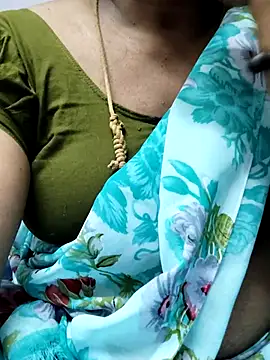 Snapshot of Tamilrojanew chatting on 04/20/26, 05:21 Tamilrojanew online show from 04/20/26, 05:21