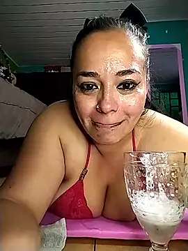 emily sweet13 online show from 05/31/26, 06:09