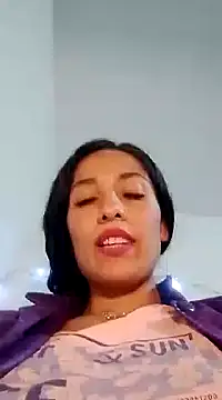 Snapshot of chloewildd_ chatting on 12/12/24, 11:36 chloewildd online show from 12/12/24, 11:36