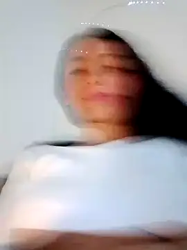 Snapshot of chloewildd_ chatting on 12/15/24, 07:35 chloewildd online show from 12/15/24, 07:35