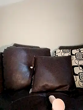 Snapshot of chloewildd_ chatting on 01/11/25, 12:22 chloewildd online show from 01/11/25, 12:22