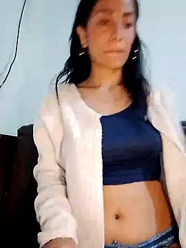 Snapshot of chloewildd_ chatting on 02/12/25, 02:56 chloewildd online show from 02/12/25, 02:56