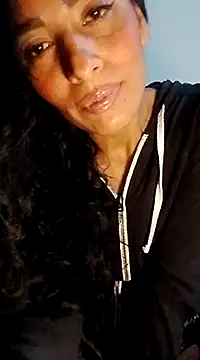 Snapshot of chloewildd_ chatting on 02/16/25, 11:16 chloewildd online show from 02/16/25, 11:16