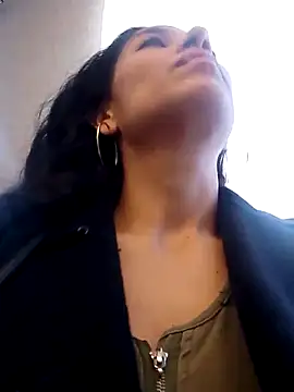 Snapshot of chloewildd_ chatting on 02/18/25, 08:25 chloewildd online show from 02/18/25, 08:25