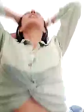 Snapshot of chloewildd_ chatting on 03/09/25, 08:52 chloewildd online show from 03/09/25, 08:52