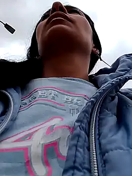 Snapshot of chloewildd_ chatting on 03/20/25, 03:58 chloewildd online show from 03/20/25, 03:58