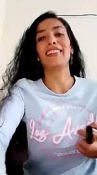 Snapshot of chloewildd_ chatting on 03/20/25, 09:56 chloewildd online show from 03/20/25, 09:56