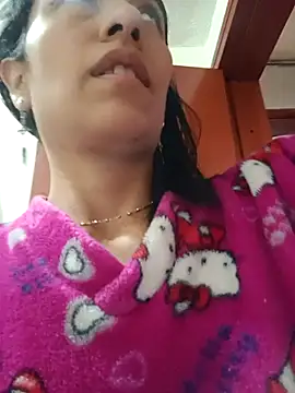 Snapshot of chloewildd_ chatting on 09/21/25, 03:24 chloewildd online show from 09/21/25, 03:24