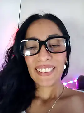 Snapshot of chloewildd_ chatting on 10/19/25, 09:26 chloewildd online show from 10/19/25, 09:26