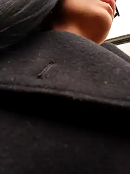 Snapshot of chloewildd_ chatting on 10/23/25, 10:30 chloewildd online show from 10/23/25, 10:30