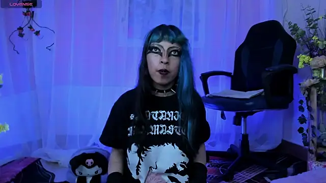 Neon 666  online show from 12/05/24, 03:17