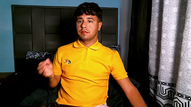 Snapshot of beautiful_james chatting on 01/07/25, 01:06 beautiful james online show from 01/07/25, 01:06