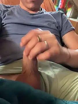 Snapshot of tripexnte chatting on 02/24/25, 08:36 tripexnte online show from 02/24/25, 08:36