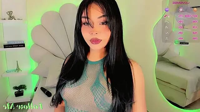 ValentinaMarinn online show from 03/16/26, 09:19