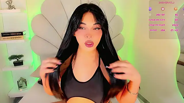 ValentinaMarinn online show from 03/24/26, 08:03