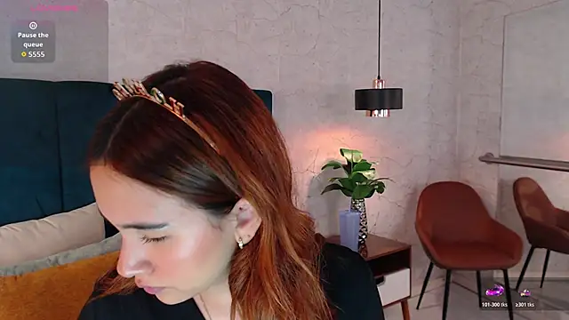 AdeleAndersonn online show from 12/02/25, 07:53