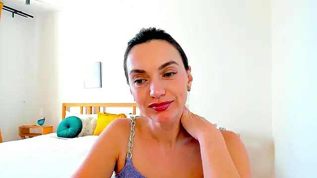 LovelyeeMia online show from 12/17/24, 11:17