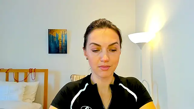 LovelyeeMia online show from 01/07/25, 11:37