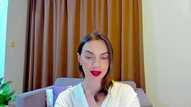 LovelyeeMia online show from 10/20/25, 10:38