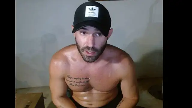 Snapshot of TheNakedPreacher chatting on 12/07/24, 11:40 TheNakedPreacher online show from 12/07/24, 11:40