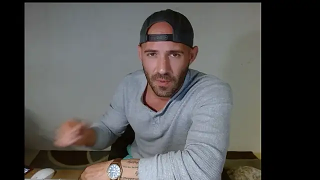 Snapshot of TheNakedPreacher chatting on 03/02/25, 07:32 TheNakedPreacher online show from 03/02/25, 07:32