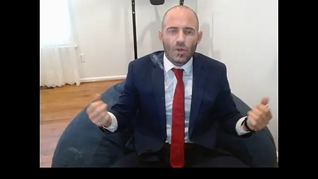 Snapshot of TheNakedPreacher chatting on 12/15/25, 01:48 TheNakedPreacher online show from 12/15/25, 01:48