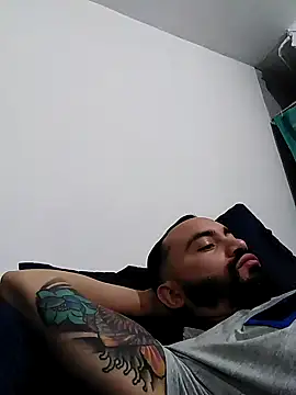 Snapshot of Juandiam chatting on 06/15/26, 04:53 Juandiam online show from 06/15/26, 04:53