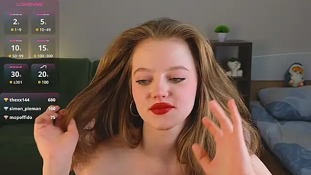 Eveleen Soleen online show from 12/15/24, 10:47