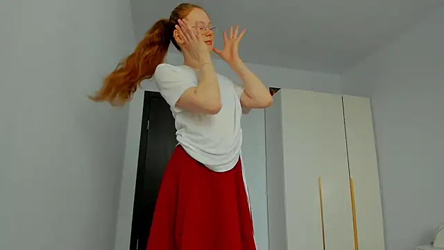 Fire Luna online show from 03/18/25, 08:25