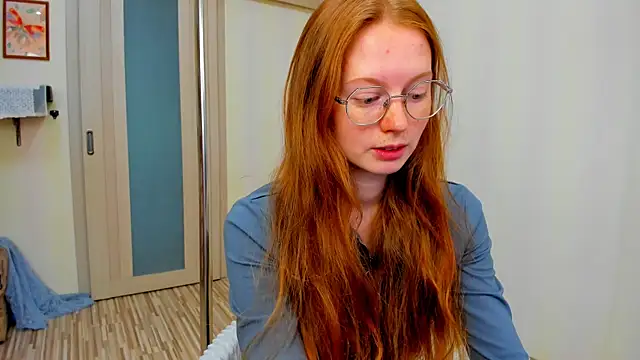 Fire Luna online show from 10/07/25, 06:43