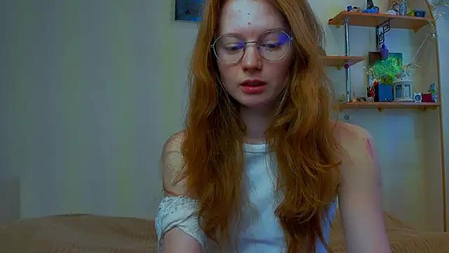 Snapshot of Fire_Luna chatting on 03/09/26, 05:44 Fire Luna online show from 03/09/26, 05:44