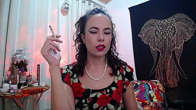 Snapshot of AmaRiv chatting on 12/15/24, 02:41 AmaRiv online show from 12/15/24, 02:41