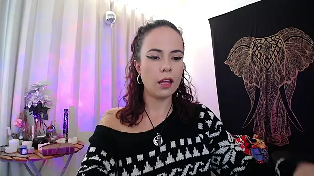 Snapshot of AmaRiv chatting on 12/15/24, 08:04 AmaRiv online show from 12/15/24, 08:04