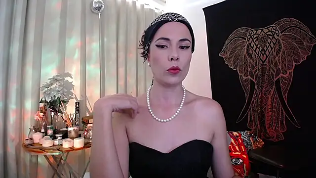 Snapshot of AmaRiv chatting on 12/22/24, 09:31 AmaRiv online show from 12/22/24, 09:31