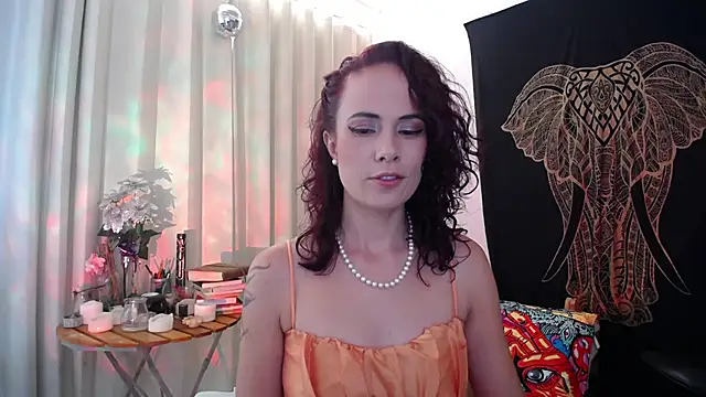 Snapshot of AmaRiv chatting on 12/31/24, 01:52 AmaRiv online show from 12/31/24, 01:52