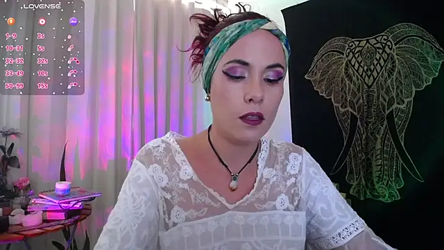 Snapshot of AmaRiv chatting on 09/14/25, 08:19 AmaRiv online show from 09/14/25, 08:19