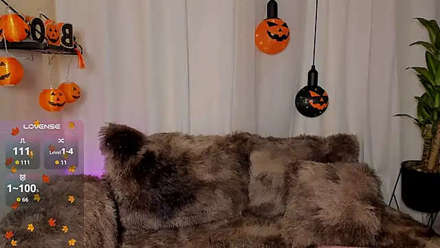 Snapshot of Kaaiiri chatting on 10/28/25, 03:21 Kaaiiri online show from 10/28/25, 03:21