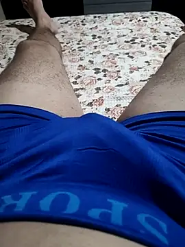 gatmoreno1 online show from 02/15/25, 11:47