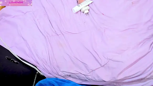 Natalystevens online show from 12/03/24, 05:45