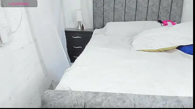 Natalystevens online show from 03/19/25, 09:58