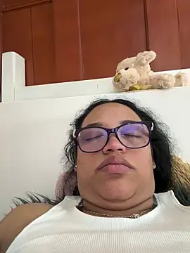 angela angels  online show from 12/25/24, 06:52