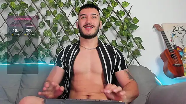 Snapshot of Zionmattis chatting on 12/29/24, 01:34 Zionmattis online show from 12/29/24, 01:34