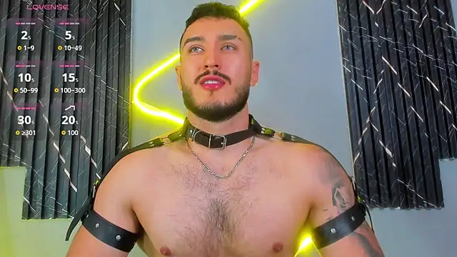 Snapshot of Zionmattis chatting on 09/16/25, 01:39 Zionmattis online show from 09/16/25, 01:39