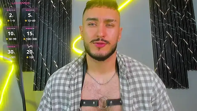 Snapshot of Zionmattis chatting on 09/28/25, 12:38 Zionmattis online show from 09/28/25, 12:38