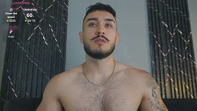 Snapshot of Zionmattis chatting on 10/19/25, 10:10 Zionmattis online show from 10/19/25, 10:10