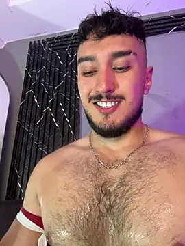 Snapshot of Zionmattis chatting on 03/22/26, 07:39 Zionmattis online show from 03/22/26, 07:39